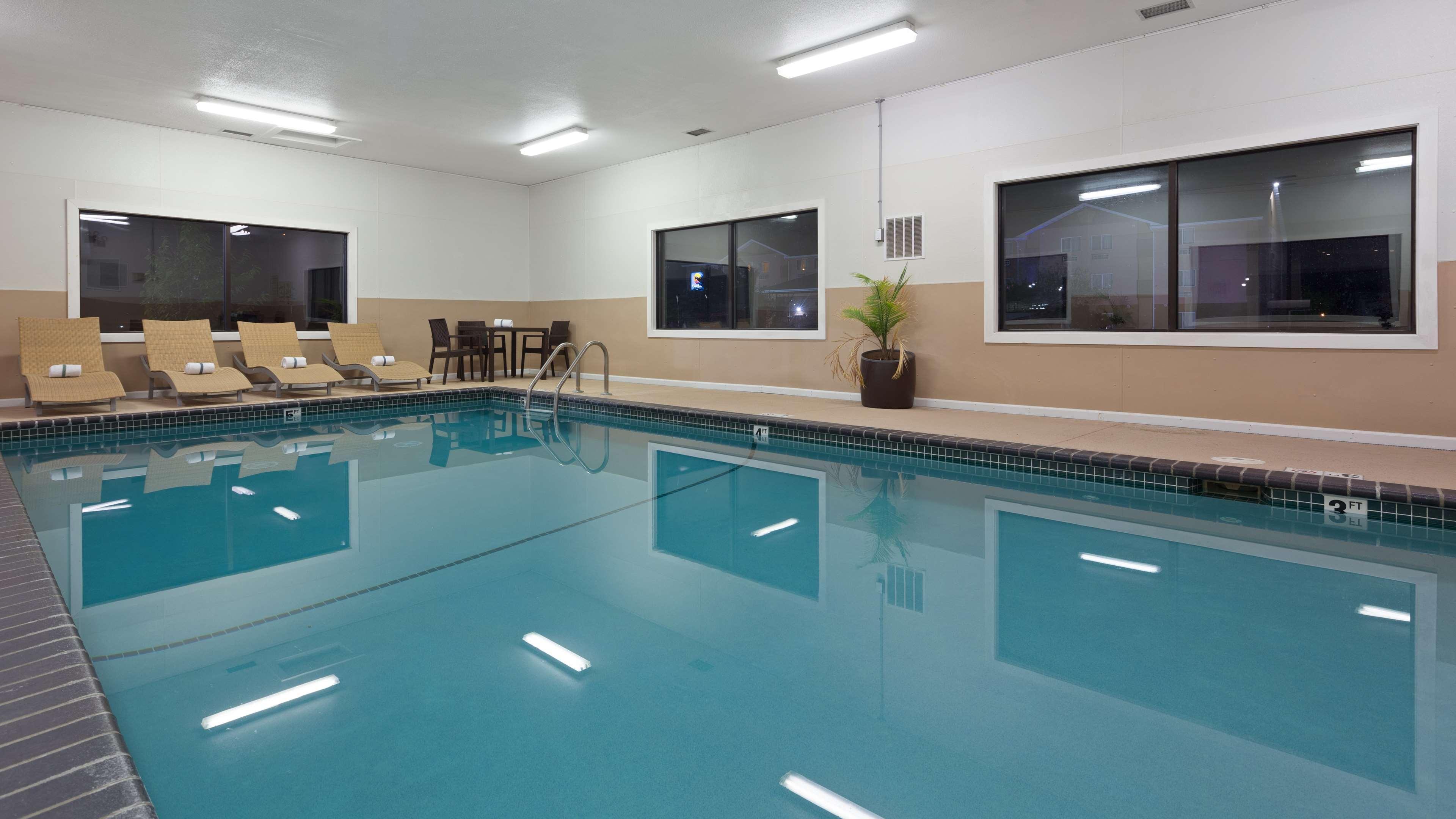 Best Western Mount Pleasant Inn Extérieur photo