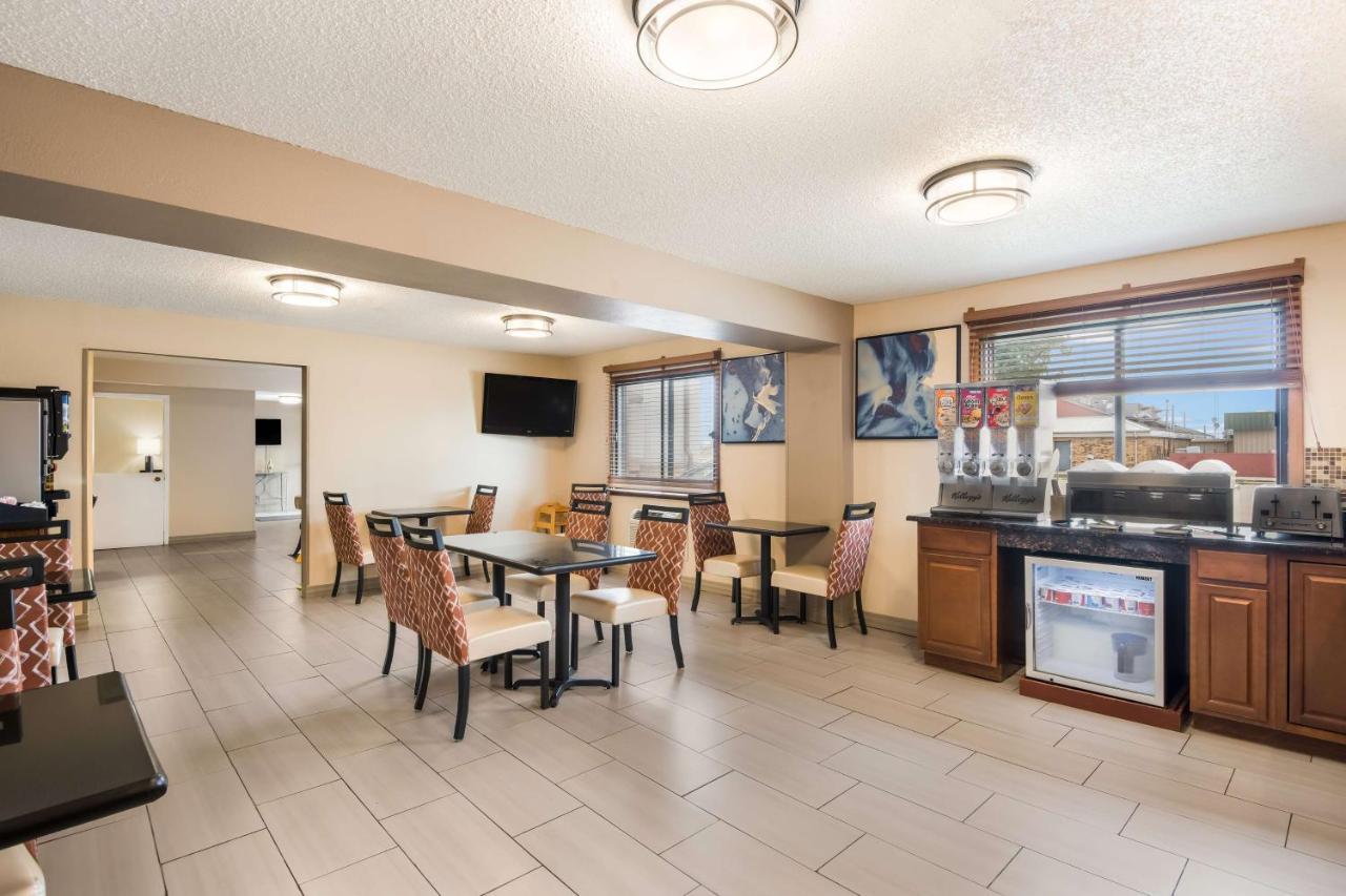 Best Western Mount Pleasant Inn Extérieur photo